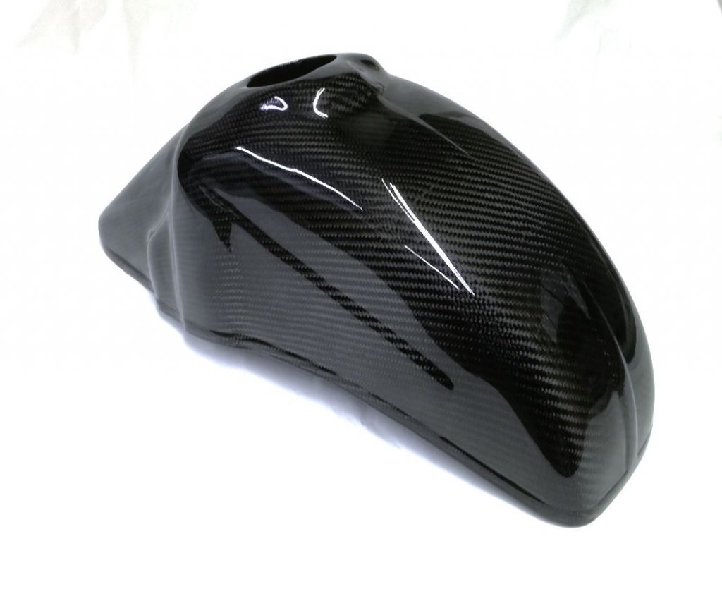 Front carbon fender for Vespa 50/90/125 Special-N-L-R-Primavera-ET3 with PK fork (shock absorber on the right) 