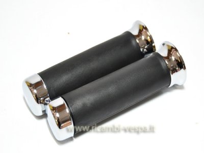 Par de empuñaduras con extremos cromados para Vespa PX80-200&#x2F;​PE&#x2F;​Lusso&#x2F;​'98&#x2F;​MY 