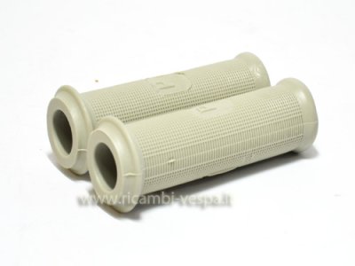 Pair of gray grips for Vespa 125 VNB3&gt;6T&#x2F;150 GL&#x2F;VBA&#x2F;VB1&#x2F;GS&#x2F;160 GS 