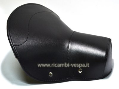 Cubreasiento delantero de color negro para Vespa 125 VNA1&gt;2T 