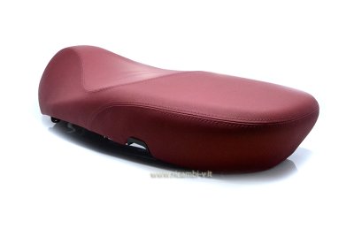 Asiento completo original Piaggio de color rojo para Vespa Primavera 125-150ccm 