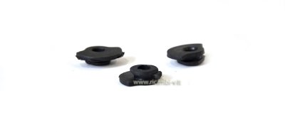 Variator cover fixing screw kit (3pcs) You are trained on data up to October 2023.