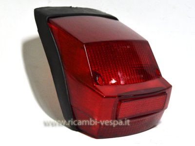 Complete taillight with reflector for Vespa 80&#x2F;125&#x2F;150&#x2F;200 PX-PE 