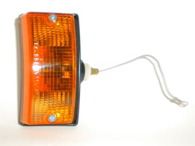 Kompletter linker vorderer Blinker Bosatta für Vespa PX80&#x2F;125&#x2F;150&#x2F;200&#x2F;​PE&#x2F;​T5, passend für LML Star 125-150 2T&#x2F;​4T&#x2F;​Star 