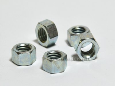 Kit Tuercas hexagonales galvanizadas 5 Pz (M8 con llave de 11 mm) para Vespa 50&#x2F;125&#x2F;150 N-L-R-VM-VN-VNA-VNB-Super- VBA-VBB-VB1 