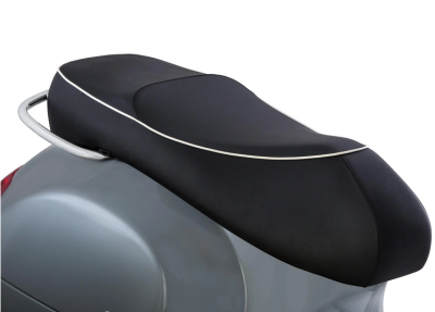 Asiento Piaggio de color negro para Vespa GTS Super 125&#x2F;​300ccm 