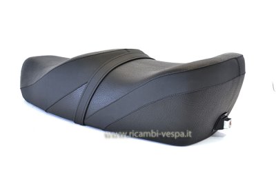 Sella completa king queen di colore nero per Vespa 125&#x2F;150&#x2F;200 VNB&#x2F;VBB&#x2F;GL&#x2F;Sprint&#x2F;TS&#x2F;GTR&#x2F;PX&#x2F;PE 