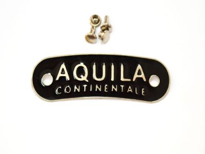 Etiqueta ÁGUILA continental de color negro para funda de sillín 