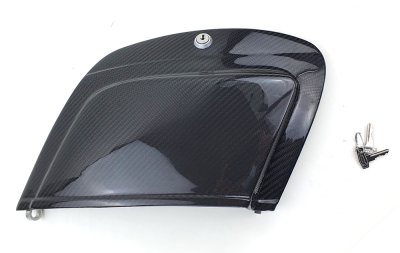 Carbon engine compartment door with air intake and lock for Vespa 50&#x2F;90&#x2F;125 Special-Primavera-ET3 