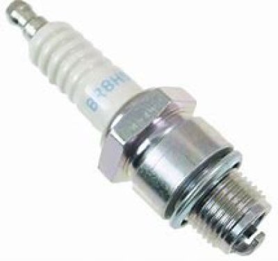 BR8HS spark plug 