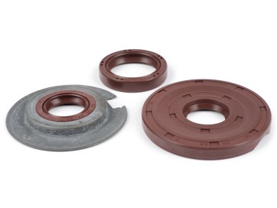 BGM Pro FKM engine oil seal kit (E10&#x2F;ethanol resistant) for Vespa 125 VNB&#x2F;GT&#x2F;GTR&#x2F;Super-150 VBA&#x2F;VBB&#x2F;GL&#x2F;Sprint&#x2F;Super 